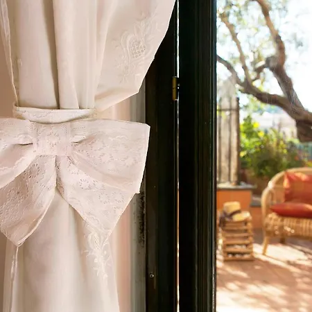 Francesca's Taormina